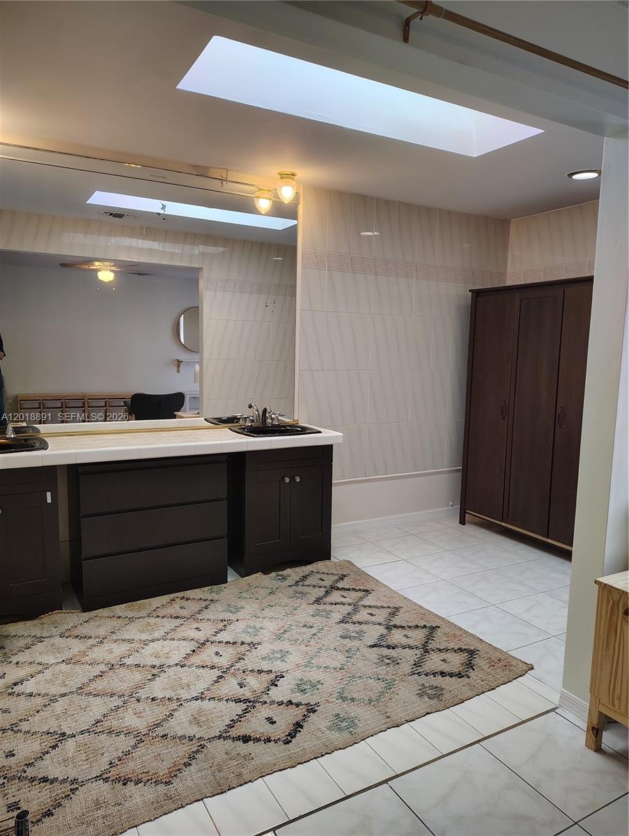 A12018891 Property Photo 23