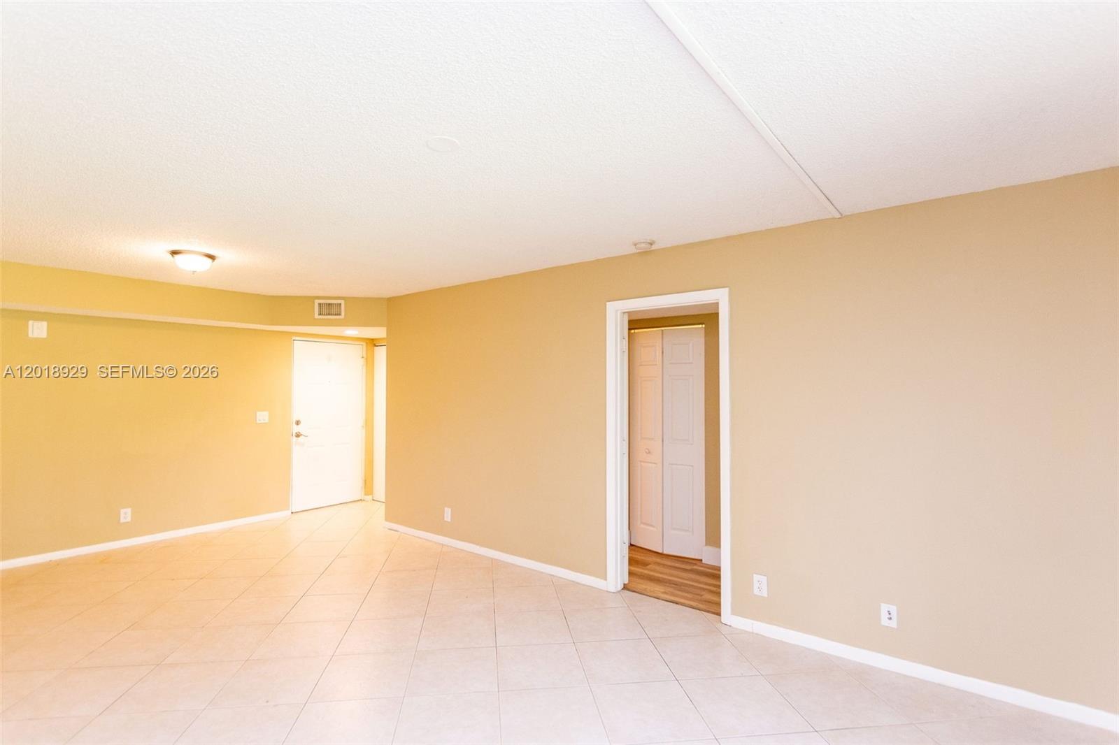 5721 Riverside Drive 202b5 Property Photo 8