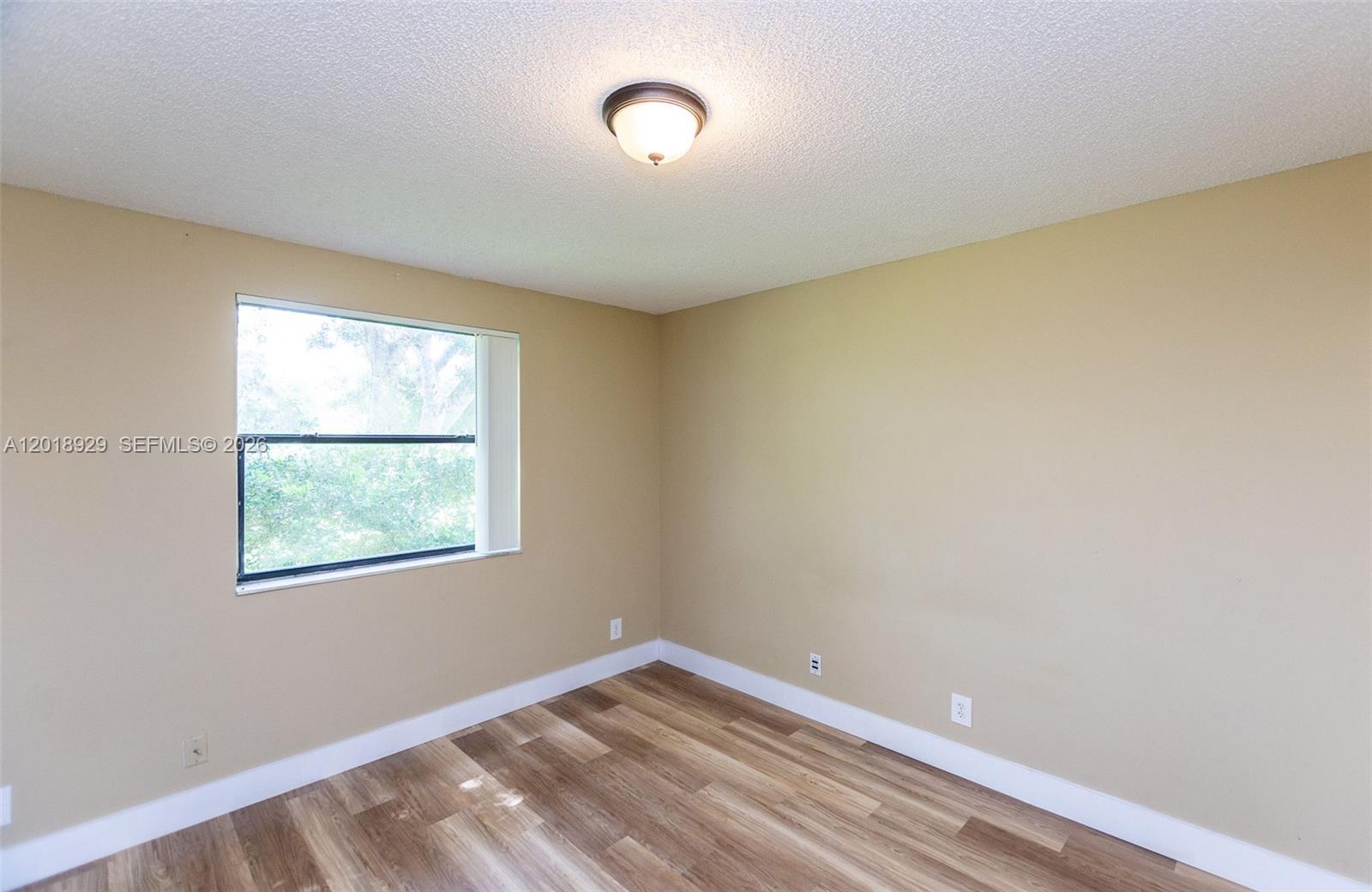 5721 Riverside Drive 202b5 Property Photo 28