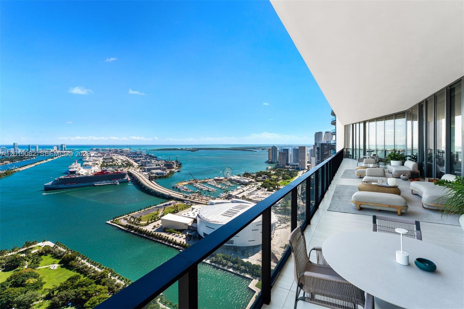 1000 Biscayne Boulevard 5101 Property Photo 27