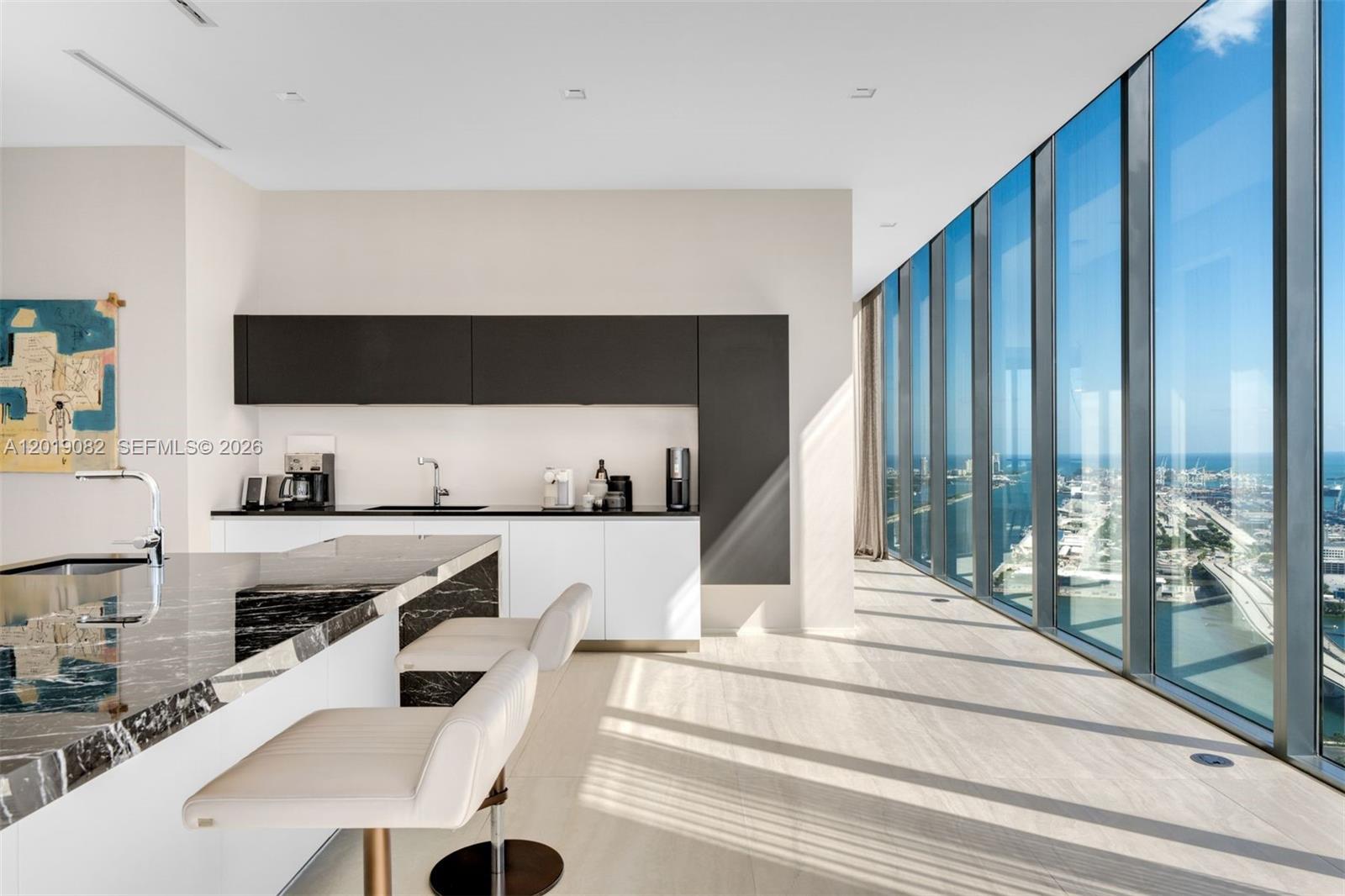 1000 Biscayne Boulevard 5101 Property Photo 44