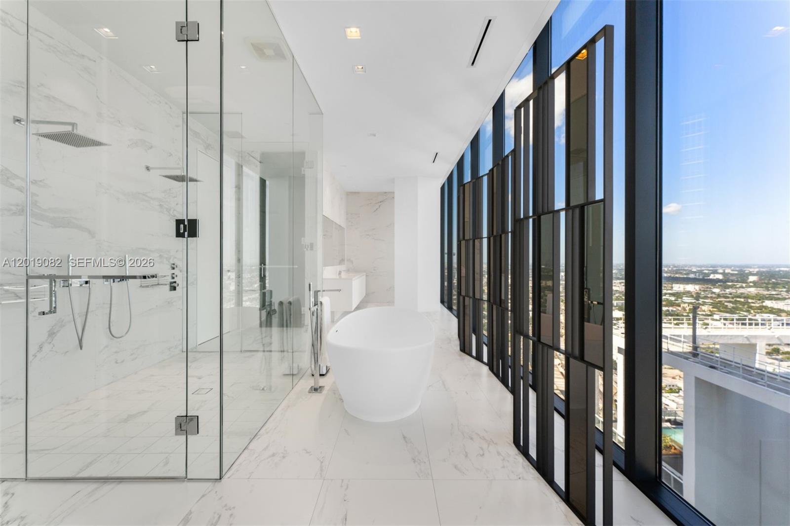 1000 Biscayne Boulevard 5101 Property Photo 60
