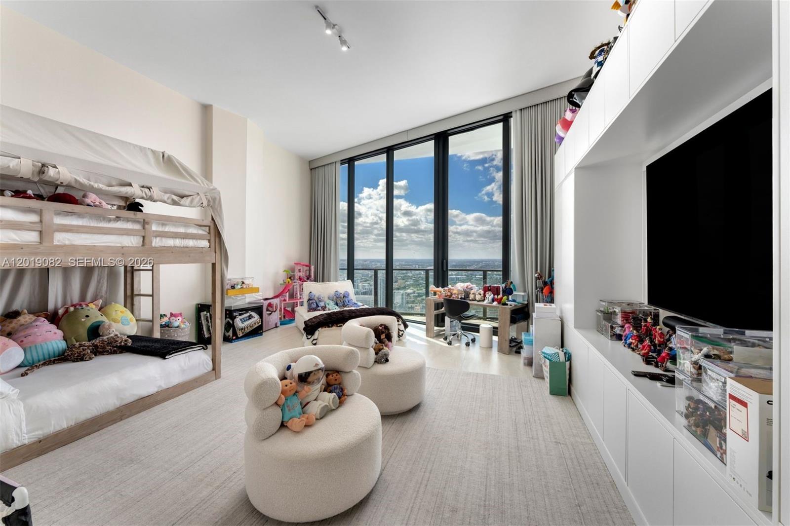 1000 Biscayne Boulevard 5101 Property Photo 70