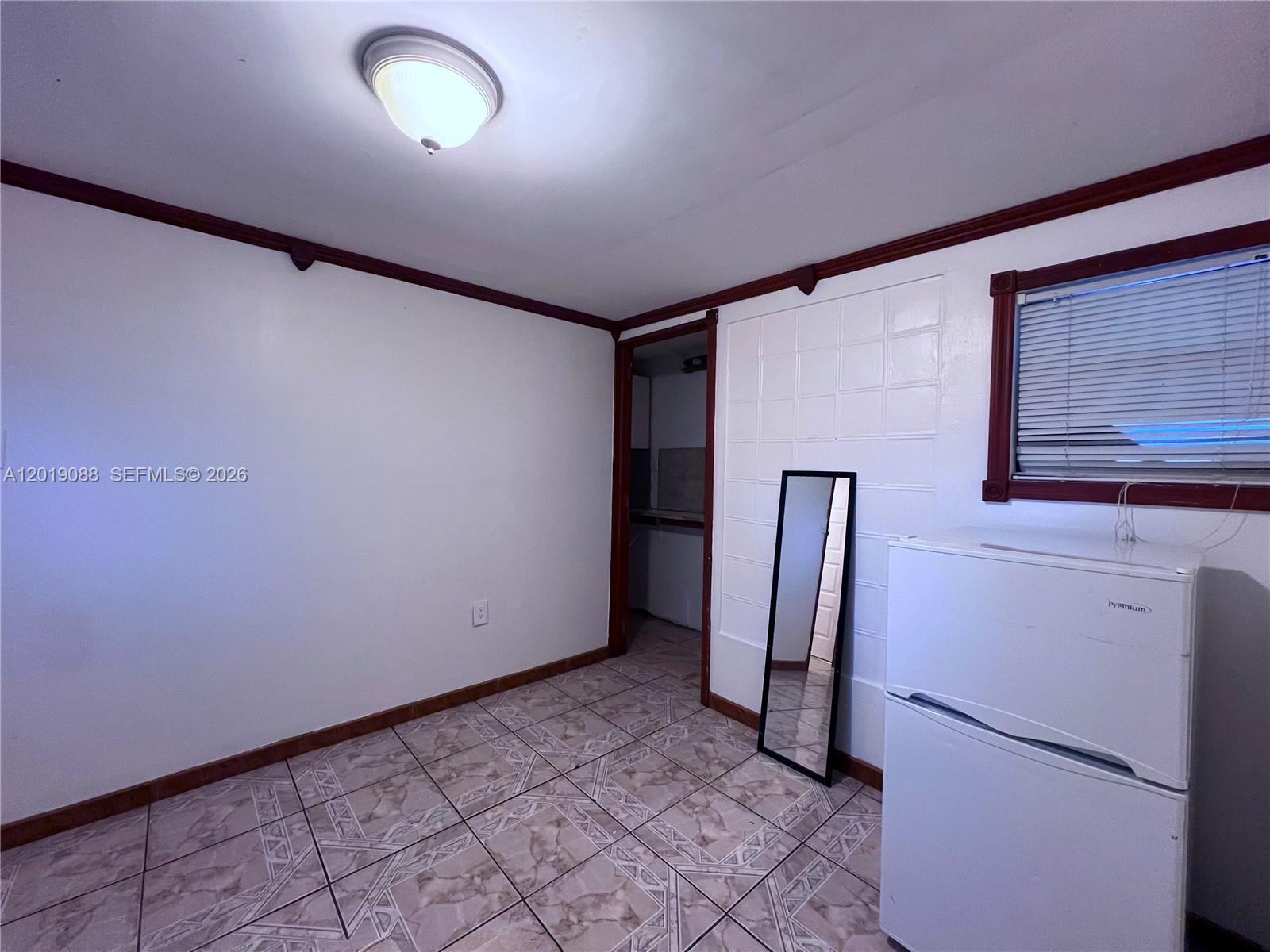 A12019088 Property Photo 6