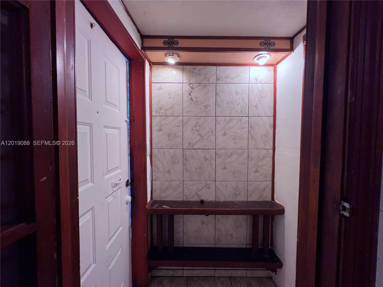 A12019088 Property Photo 8