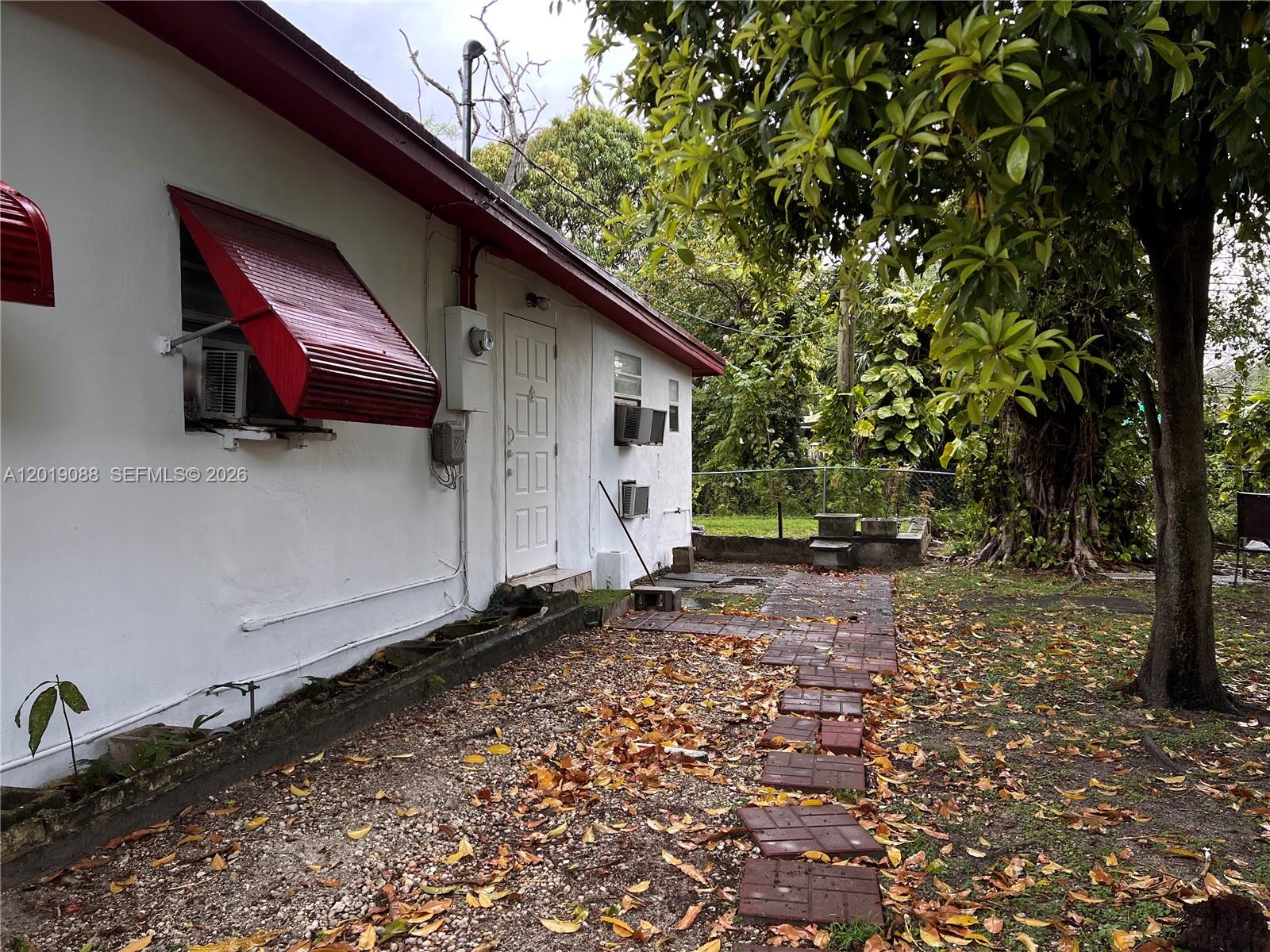 A12019088 Property Photo 9