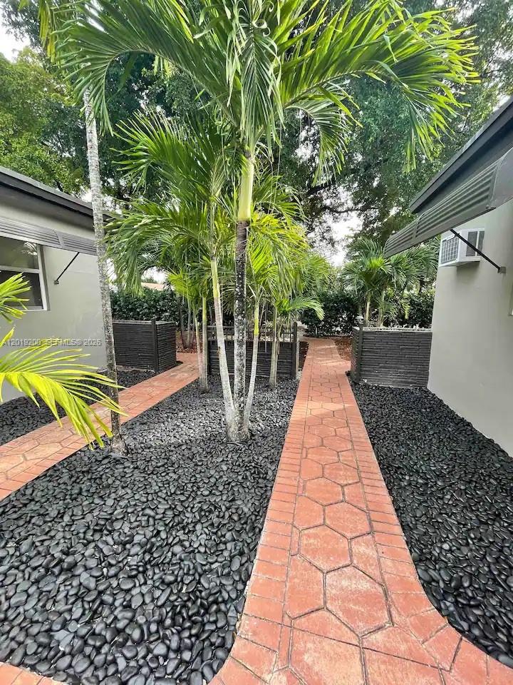 1925 Dewey Street 1927 Property Photo 13