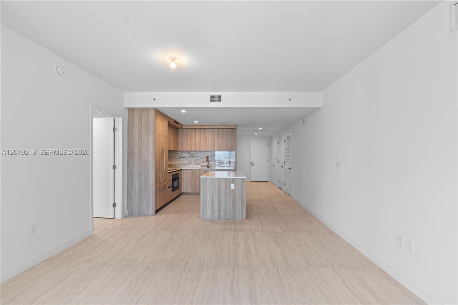 77 Se 5 3702 Property Photo 13