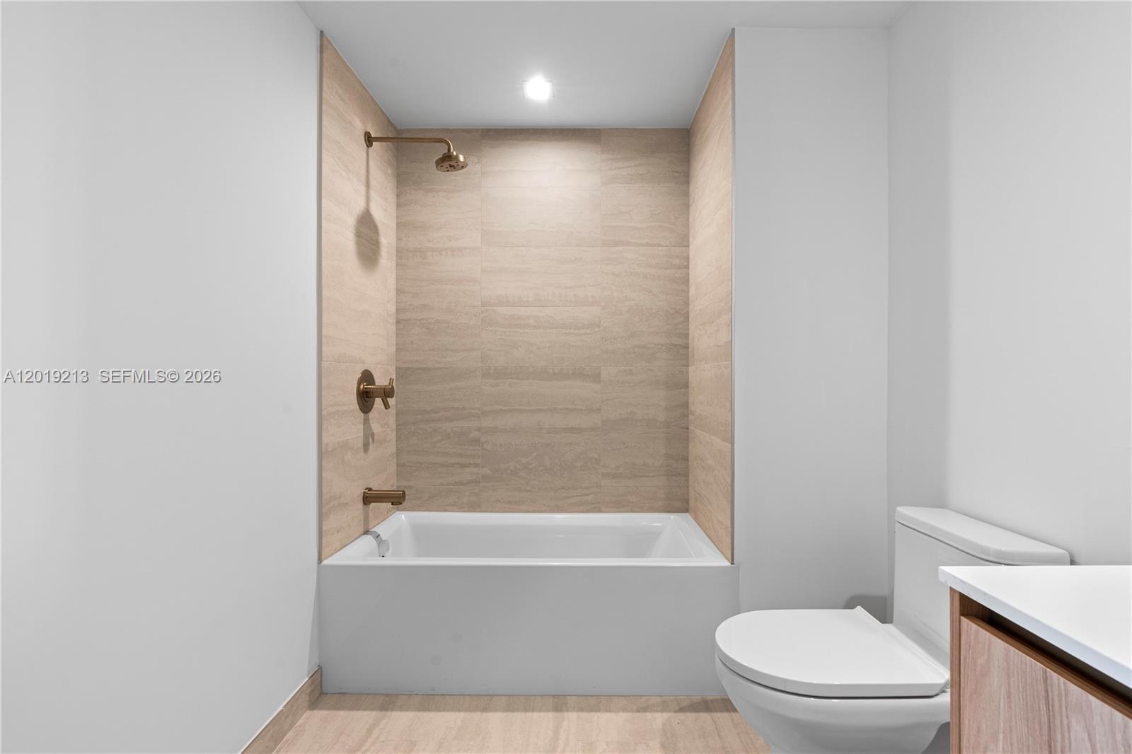 77 Se 5 3702 Property Photo 35