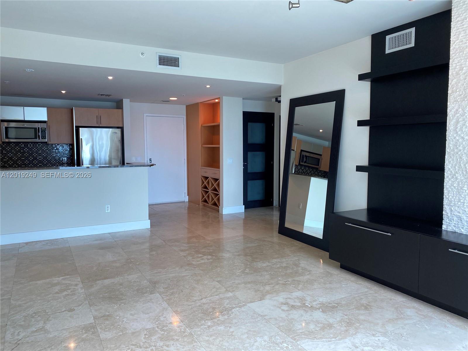 300 S Biscayne Boulevard 2606 Property Photo 2