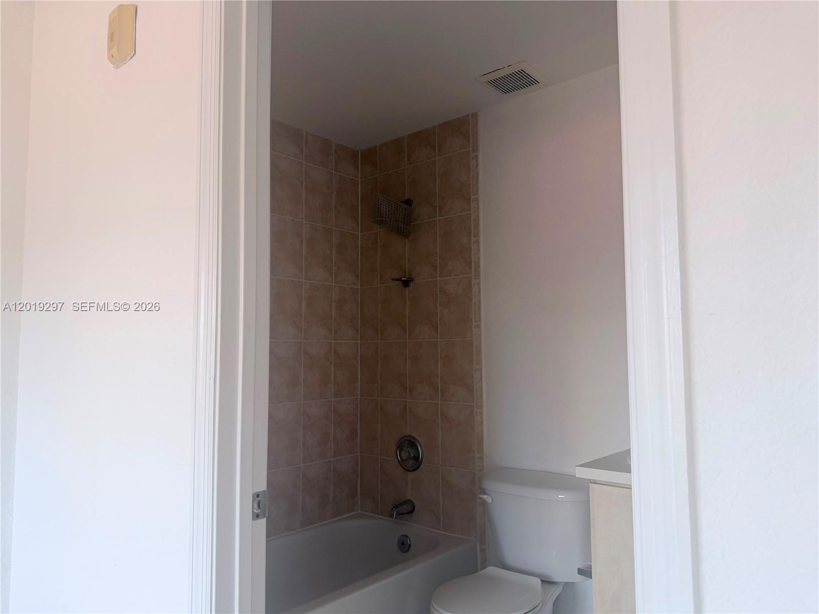 7989 Nw 8th Street 107d Property Photo 13
