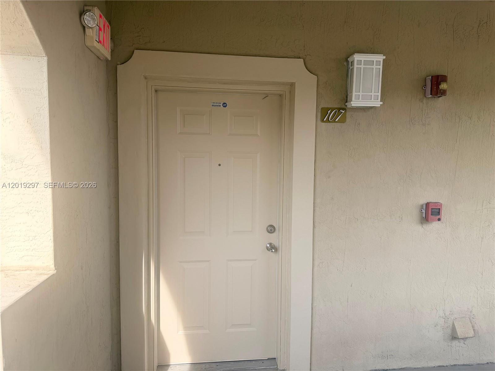 7989 Nw 8th Street 107d Property Photo 18