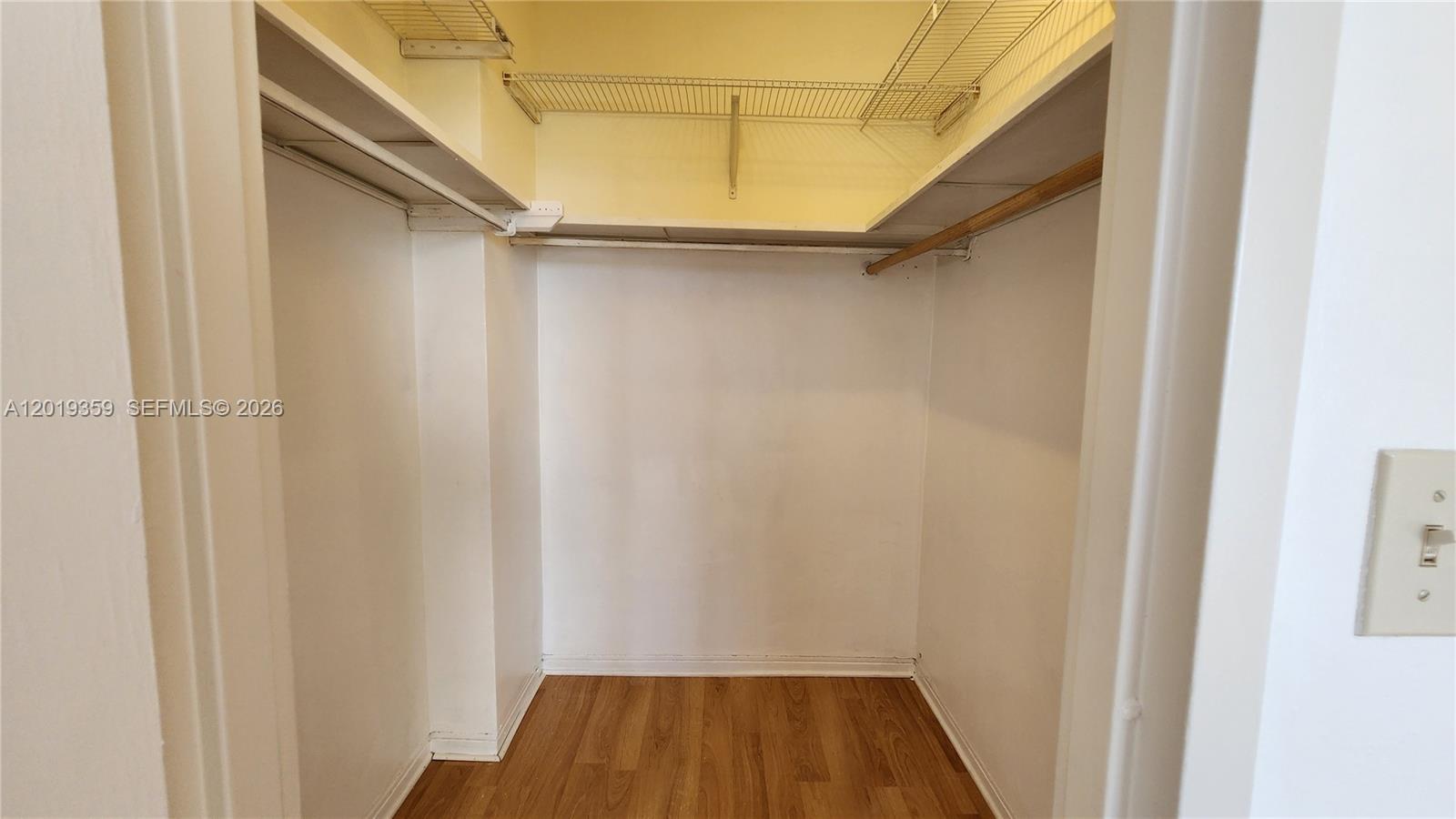 7441 Wayne 8-o Property Photo 13