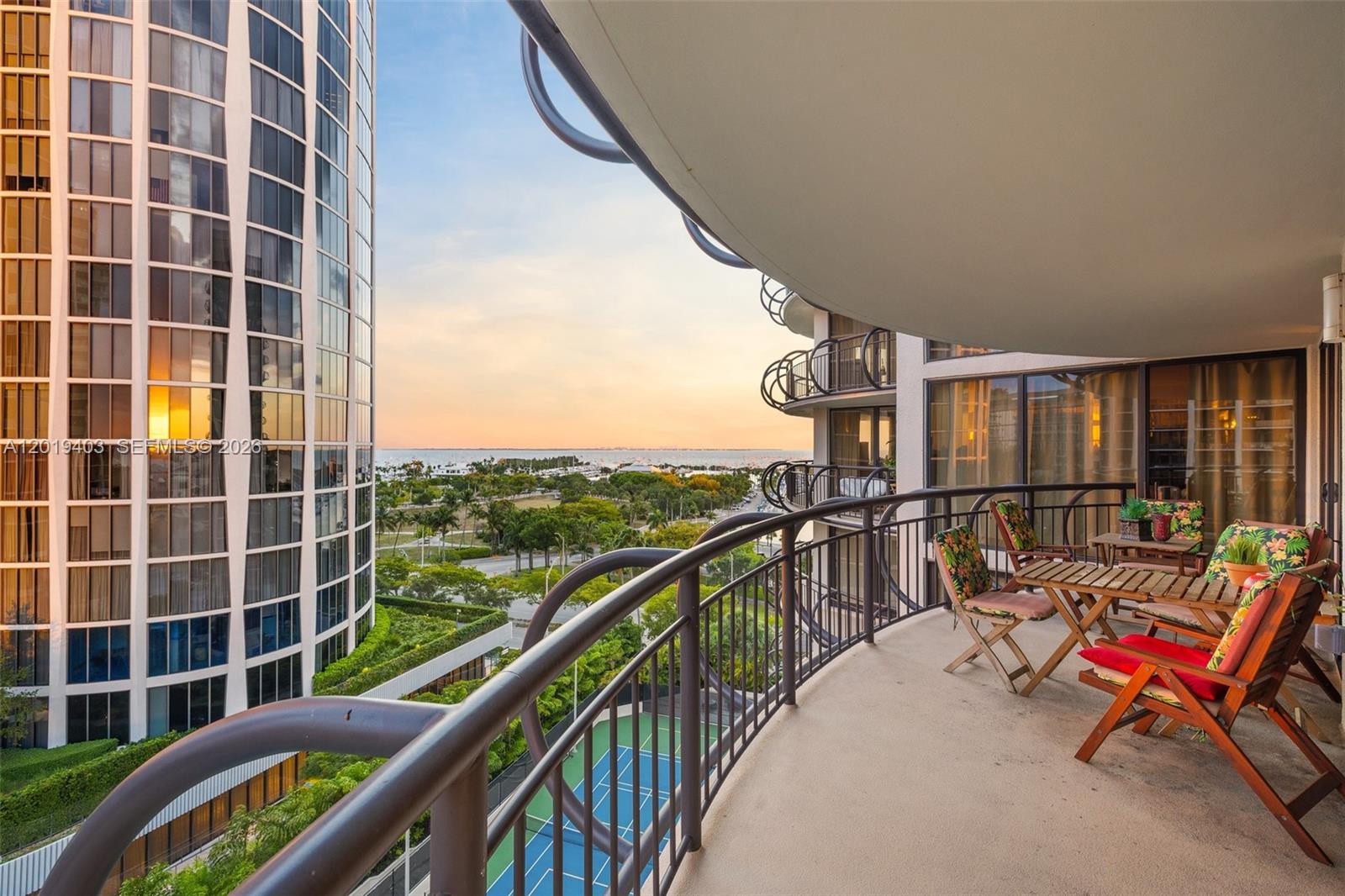 2843 S Bayshore Drive 11F