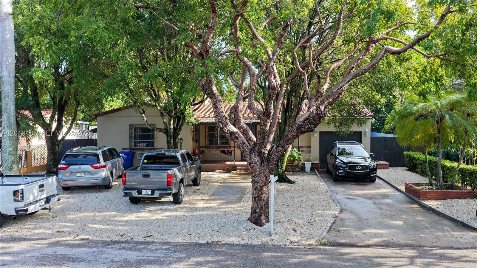 224 Ne 47th Street Property Photo 2