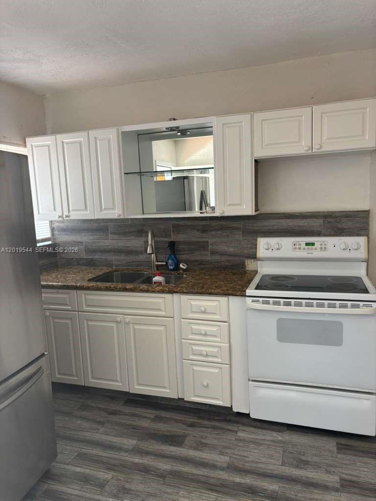 1447 Nw 98th Street 0 Property Photo 4