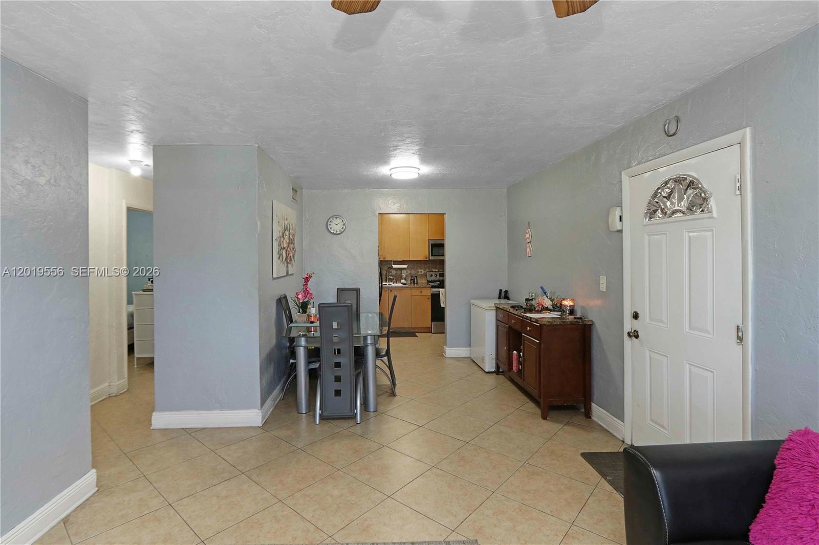 1275 W 35th Street 45b Property Photo 9