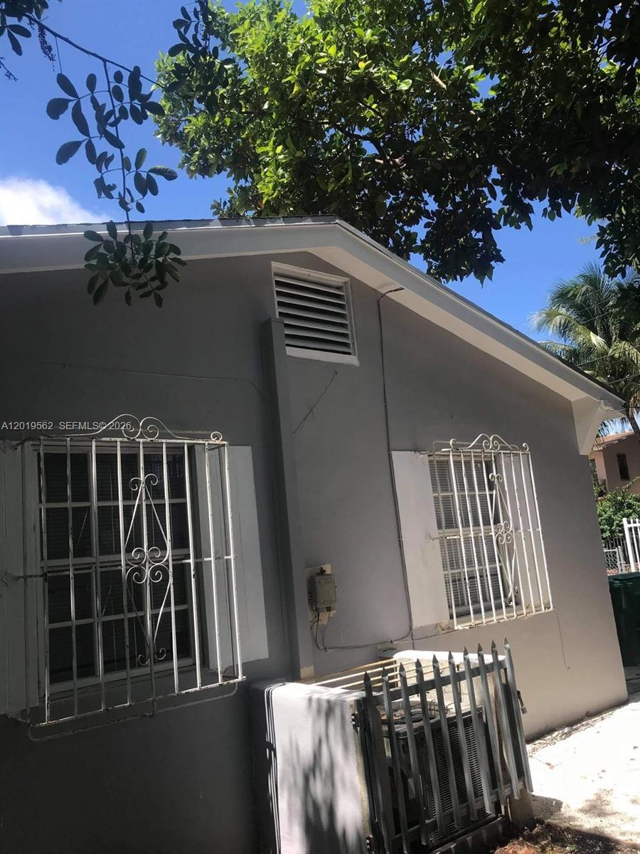 A12019562 Property Photo 2