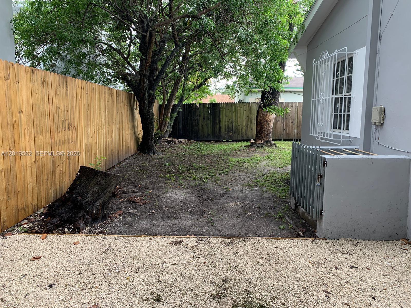 A12019562 Property Photo 4