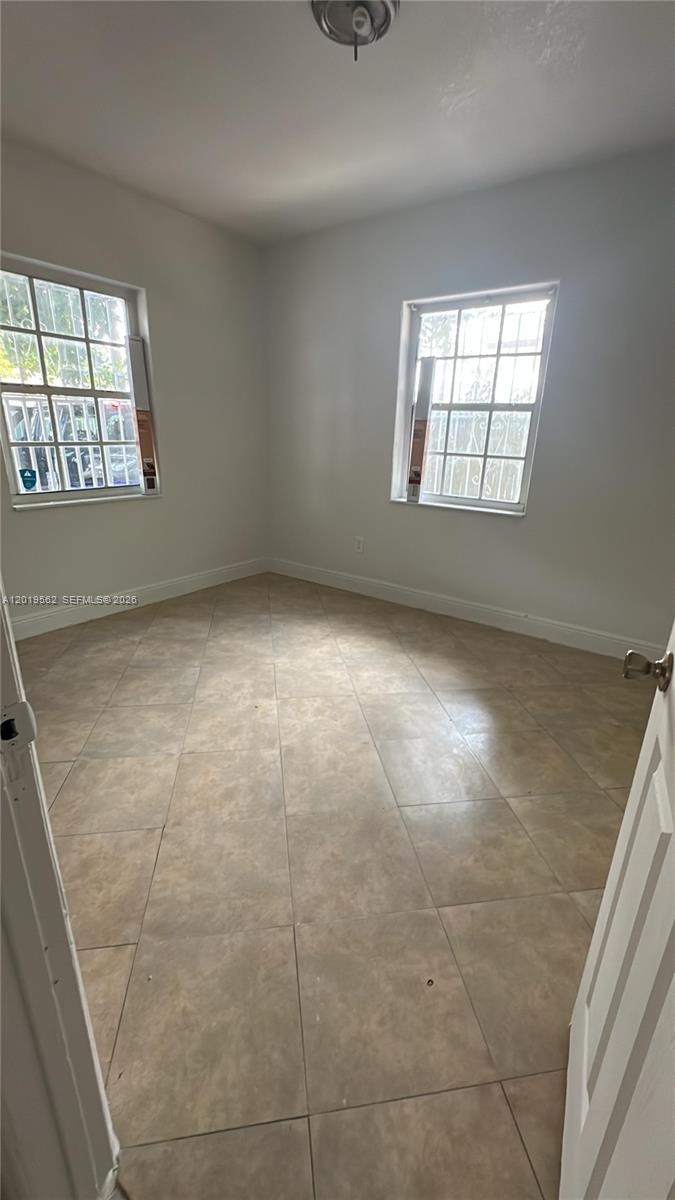 A12019562 Property Photo 10