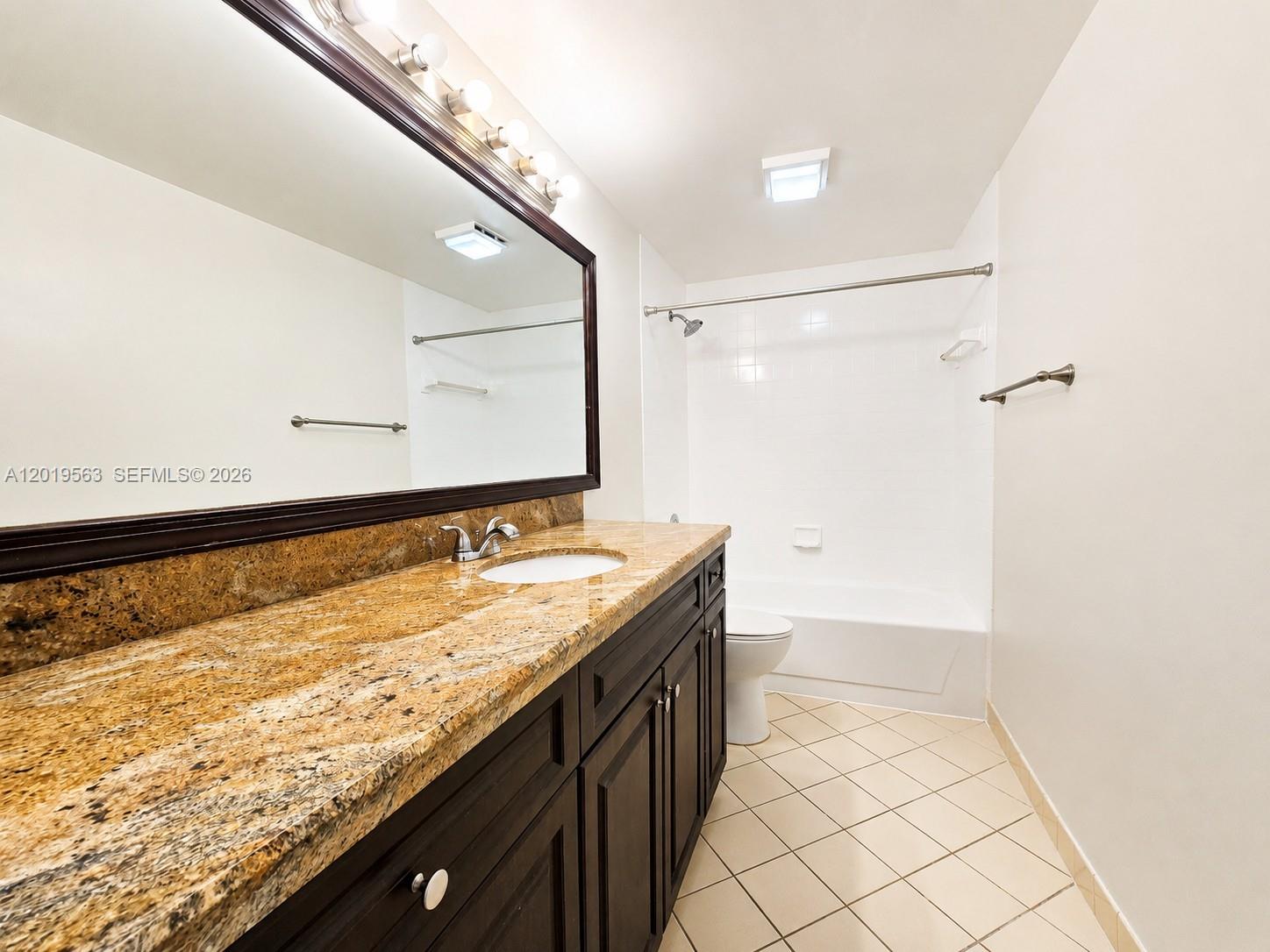 824 Blue Ridge Circle Property Photo 7