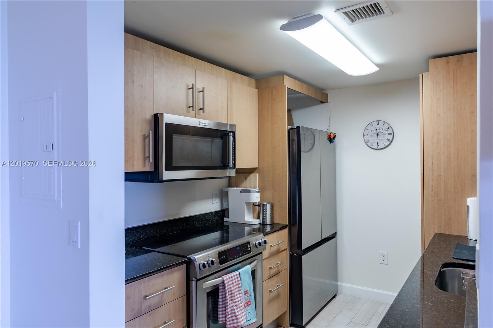 10275 Collins Avenue 634 Property Photo 15