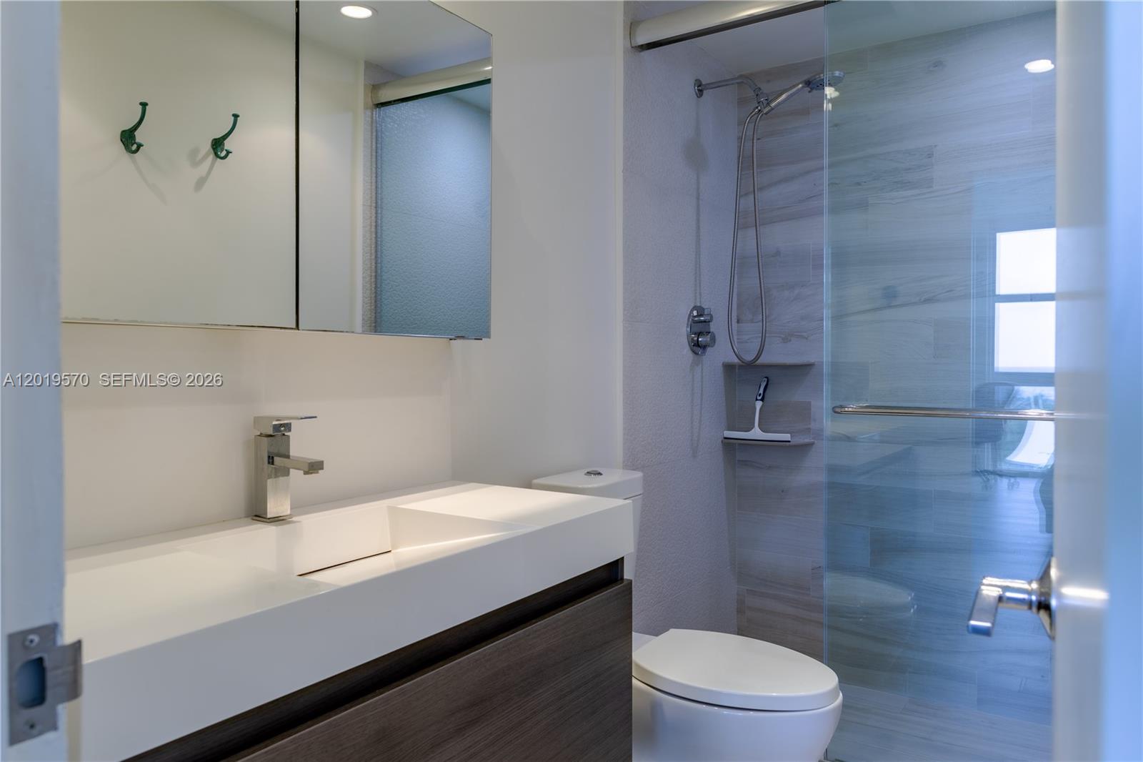 10275 Collins Avenue 634 Property Photo 27