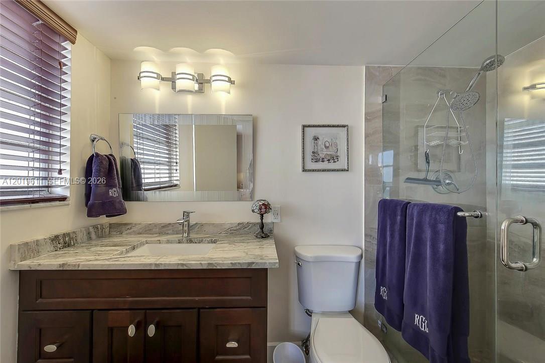137 Golden Isles Drive 1006 Property Photo 13