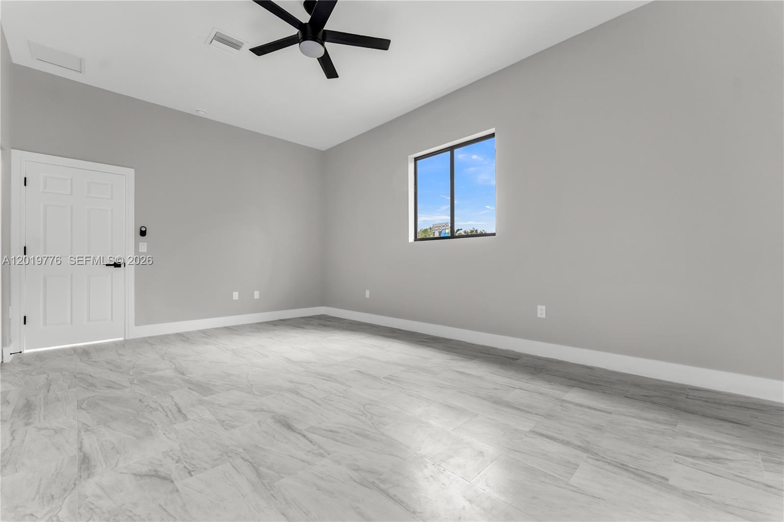 2947 Nw 9th Street Property Photo 23