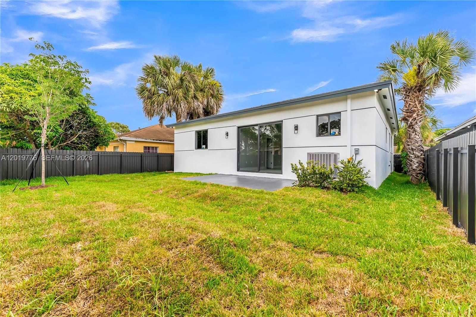 2947 Nw 9th Street Property Photo 43