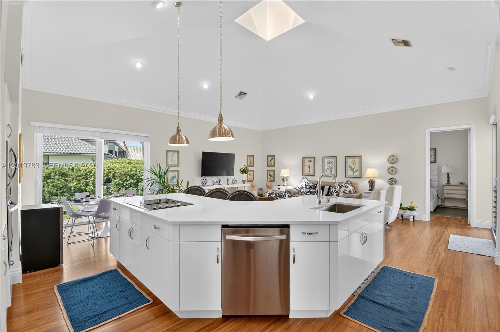 4431 Bocaire Boulevard Property Photo 15