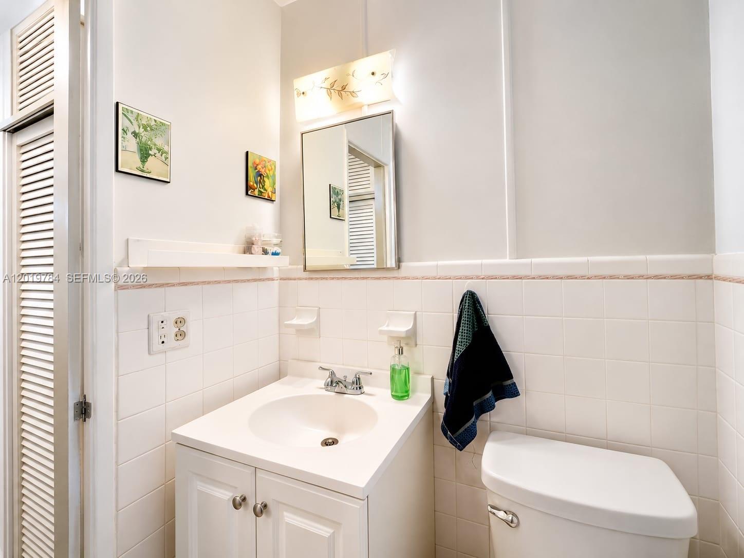 A12019784 Property Photo 8