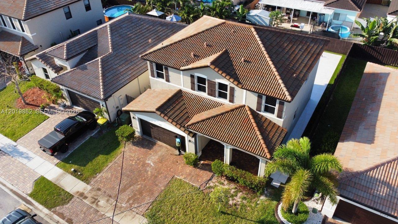 A12019862 Property Photo 2