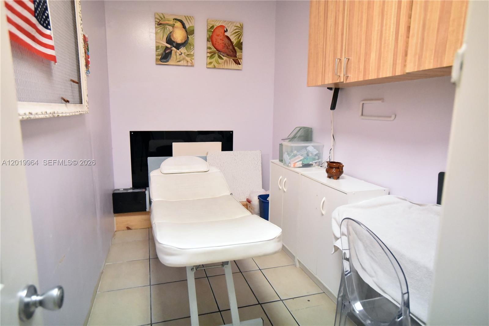 A12019964 Property Photo 16