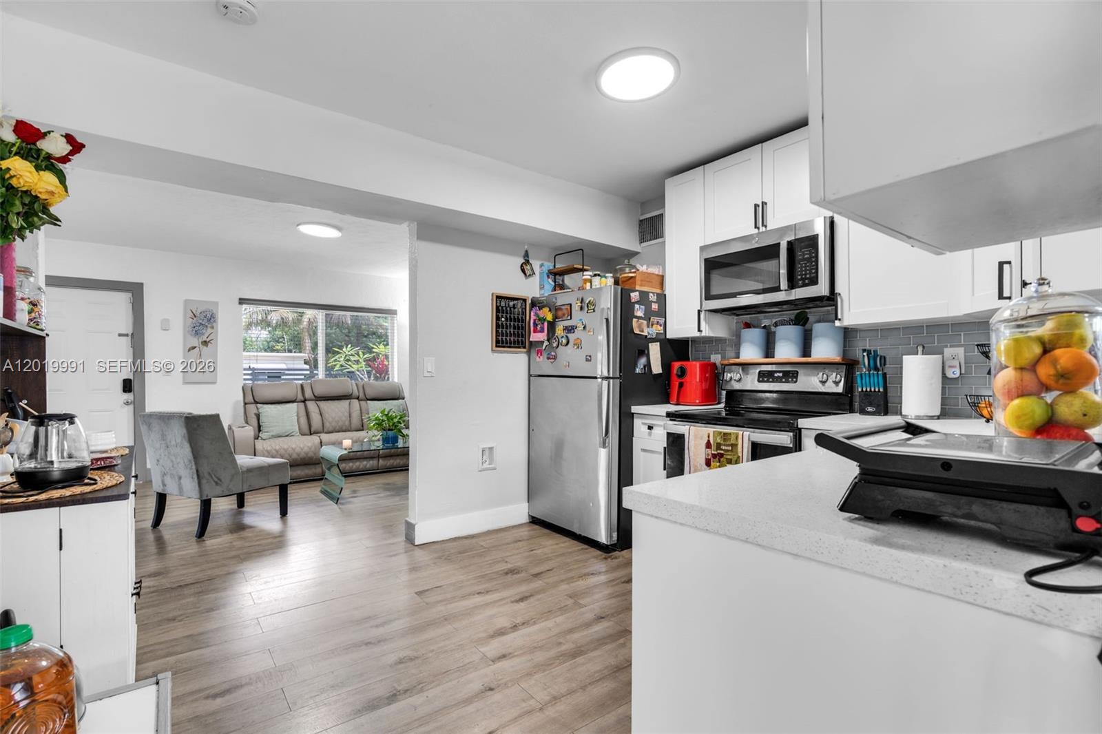 A12019991 Property Photo 11