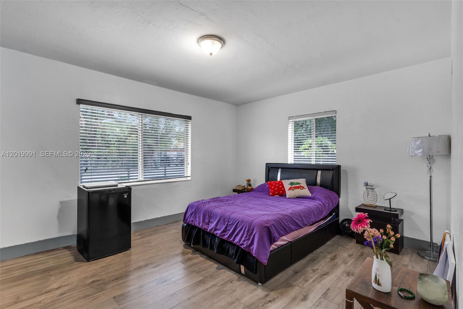 A12019991 Property Photo 13