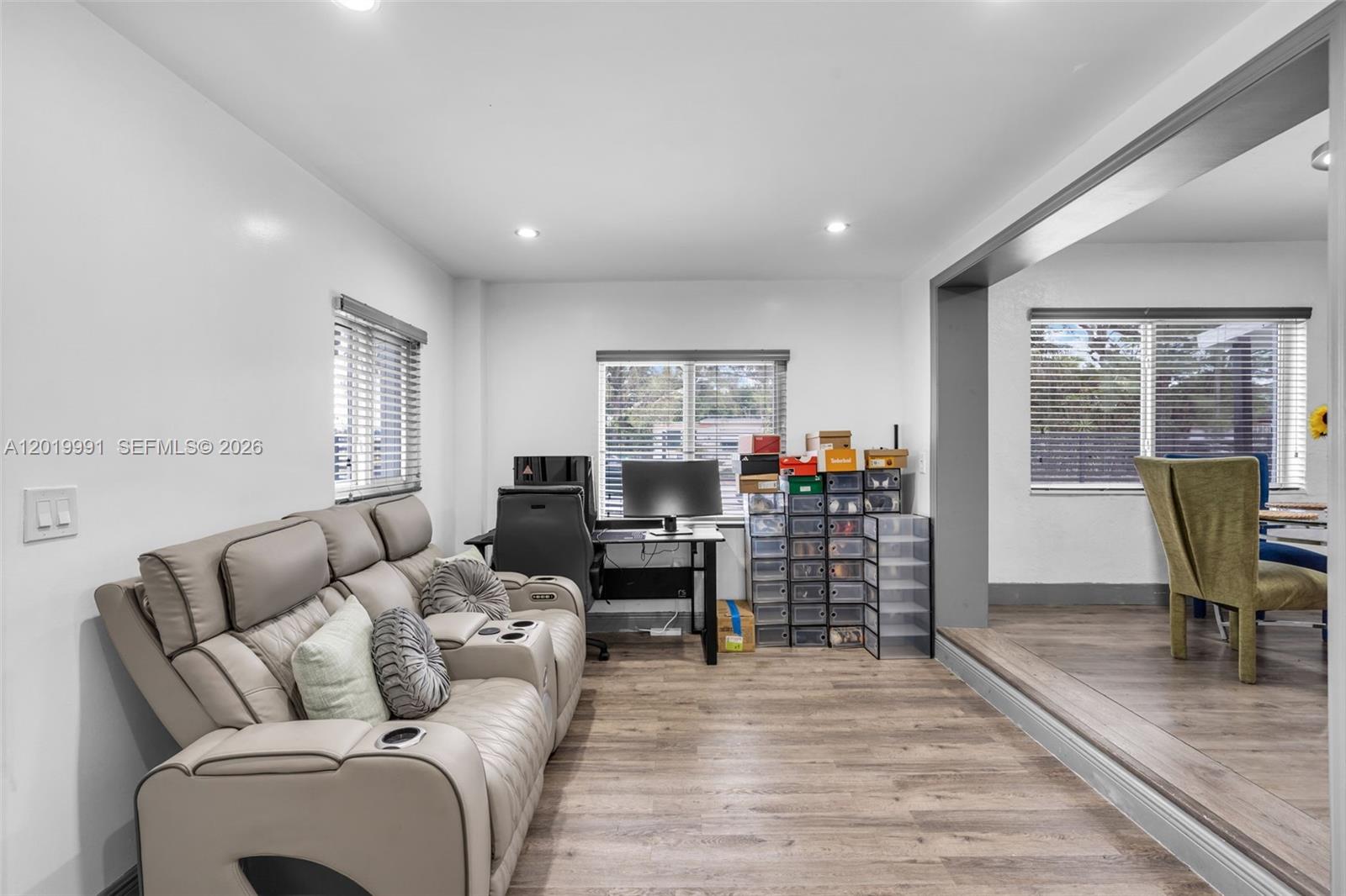 A12019991 Property Photo 21