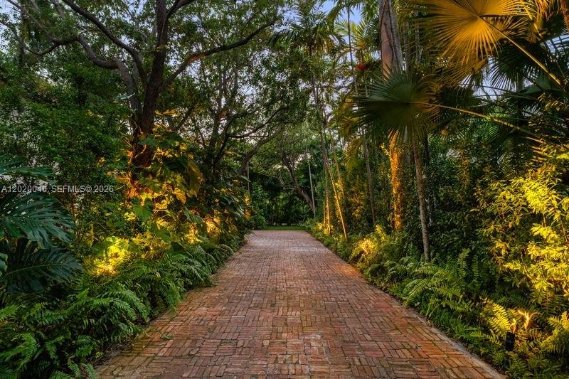 5812 Alton Road Property Photo 3