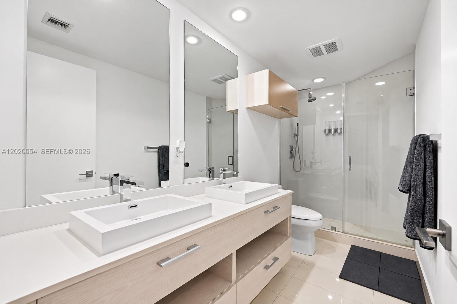 55 Sw 9th Street 2703 Property Photo 10