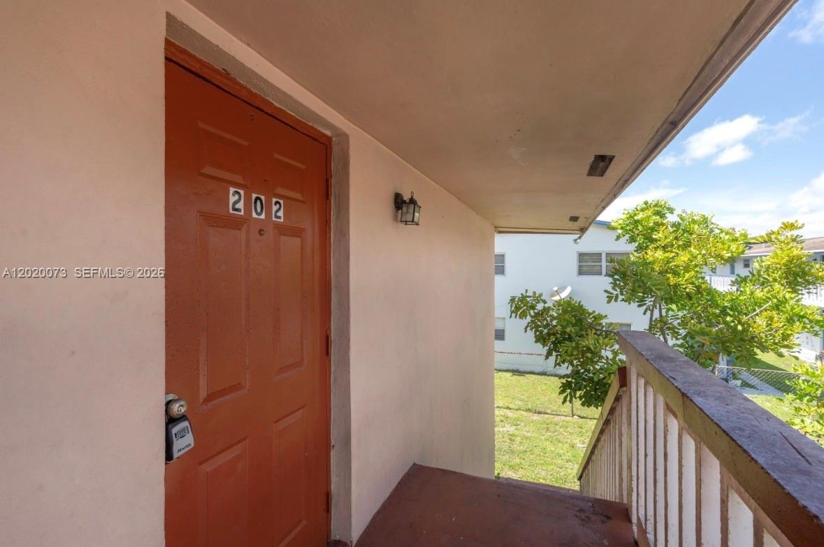 7481 Sw 10th Court 202c Property Photo 2
