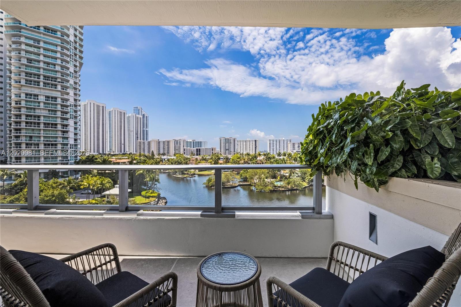 330 Sunny Isles Boulevard 5-506 Property Photo 12