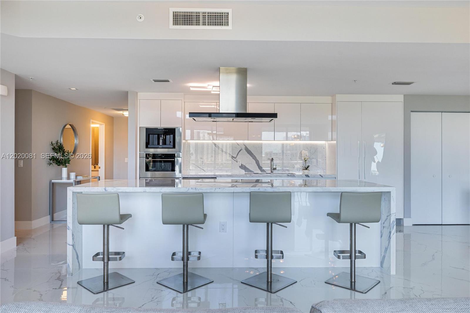 330 Sunny Isles Boulevard 5-506 Property Photo 23