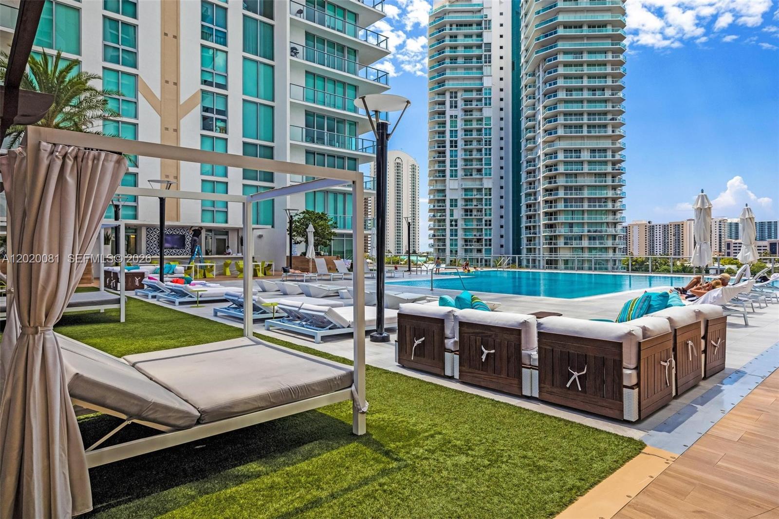330 Sunny Isles Boulevard 5-506 Property Photo 57