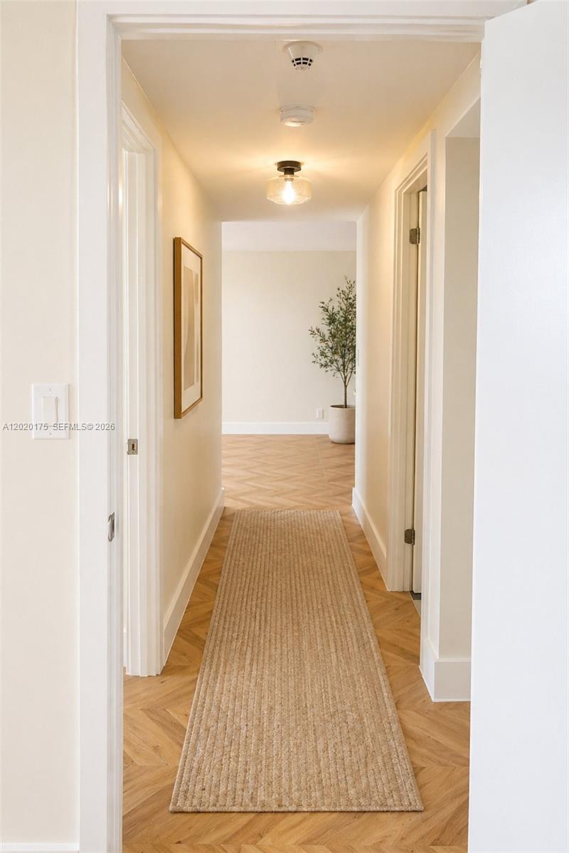 2500 Parkview Drive 1816 Property Photo 10