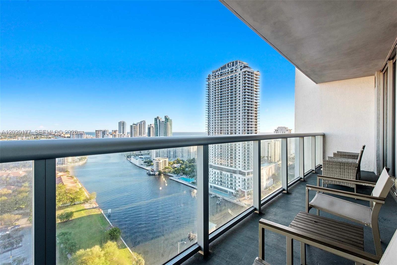 2602 E Hallandale Beach Boulevard R2604 Property Photo 18