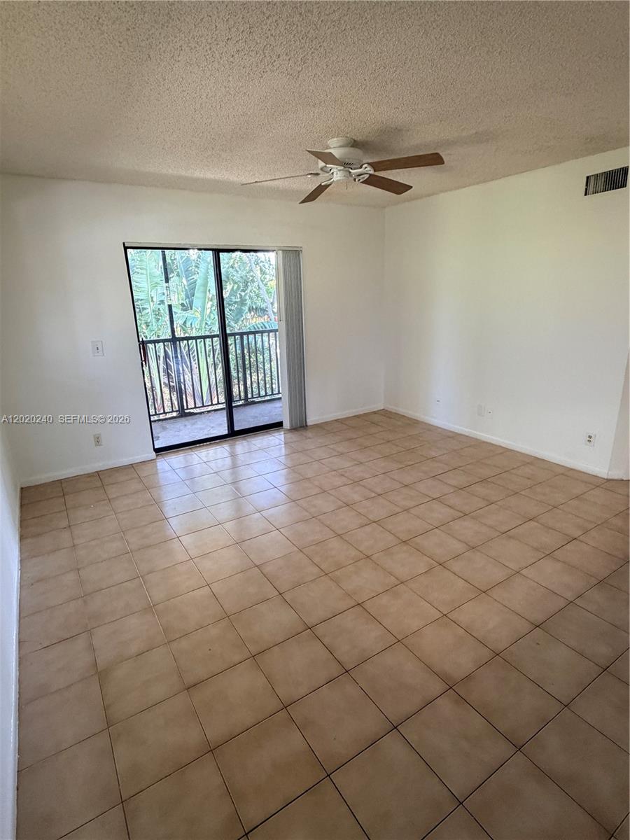 588 Trace Circle 202 Property Photo 2