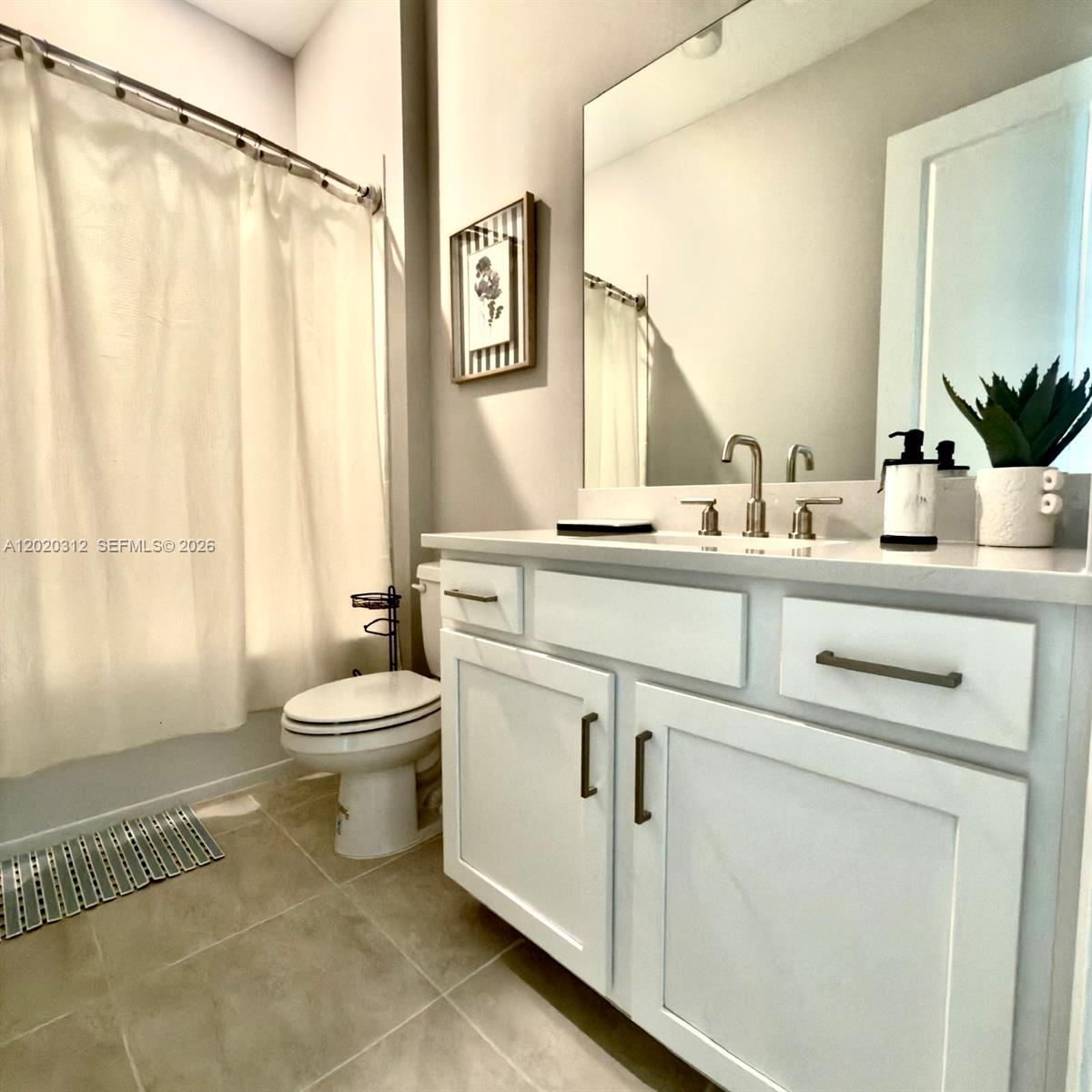 15323 Lucerna 204 Property Photo 5
