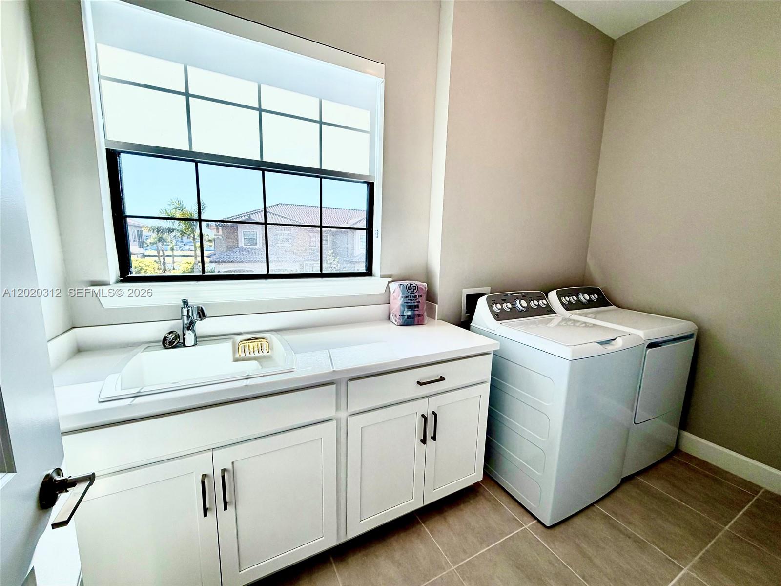 15323 Lucerna 204 Property Photo 15
