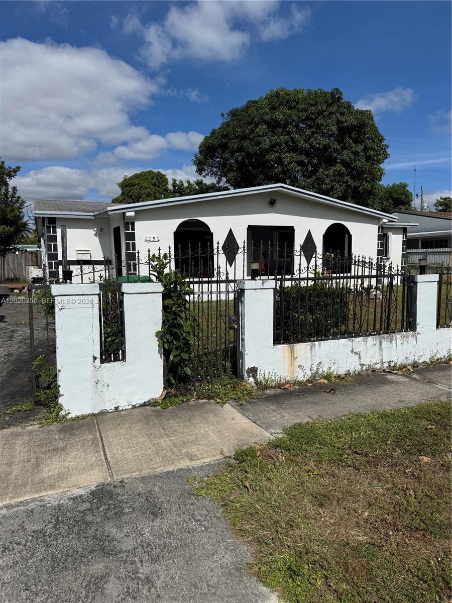 1251 Nw 190th Street Property Photo 1