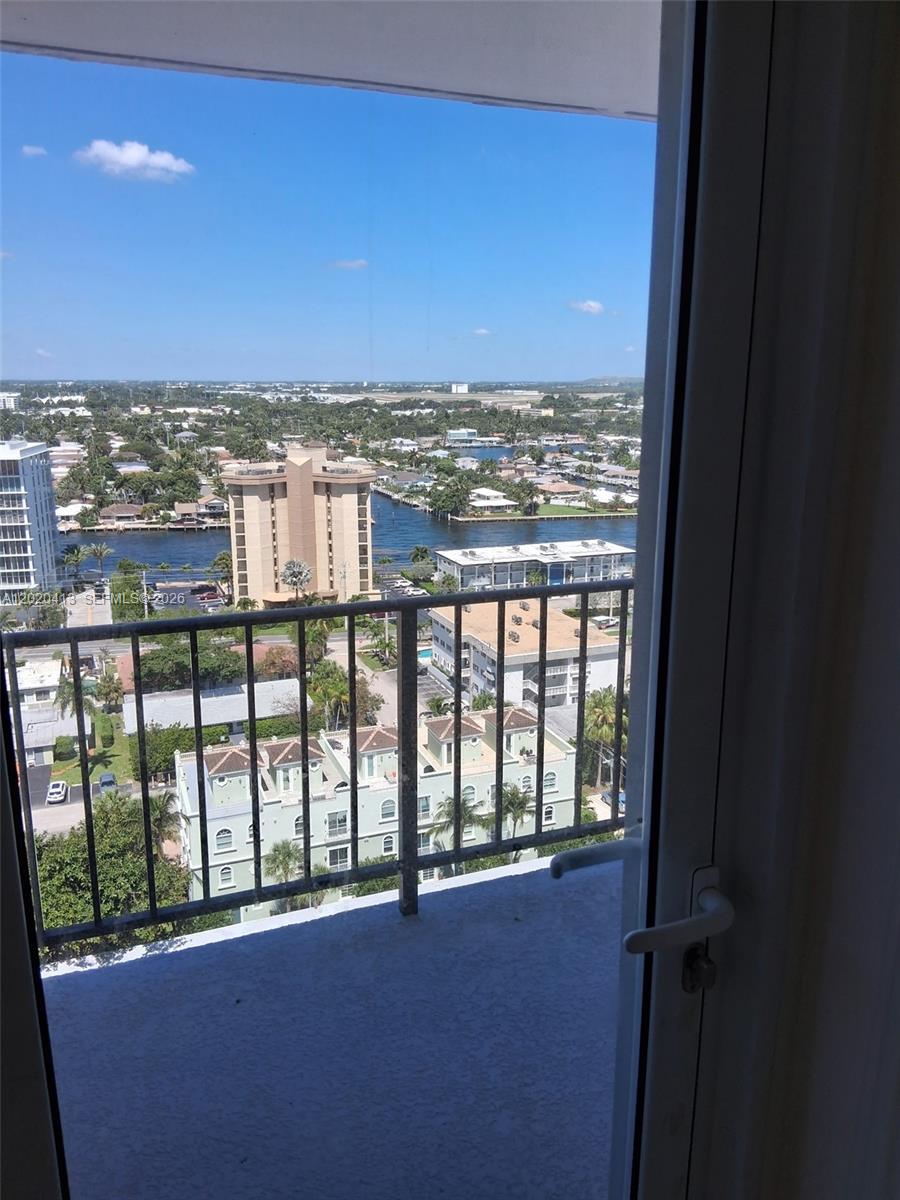 405 N Ocean Boulevard 1815 Property Photo 11
